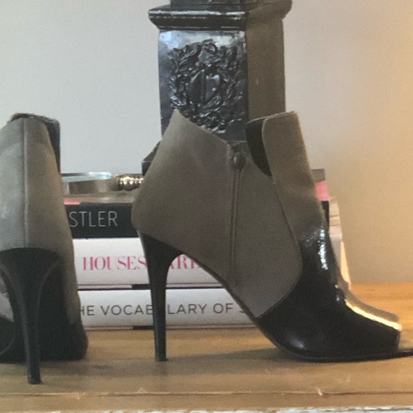 DVF ombre, suede and patent open toe ankle booties - Picture 3 of 9